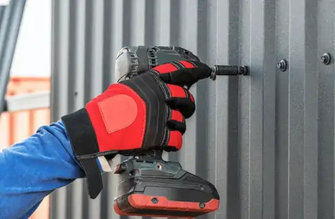 Travaux de zinguerie - Chalain-d'Uzore